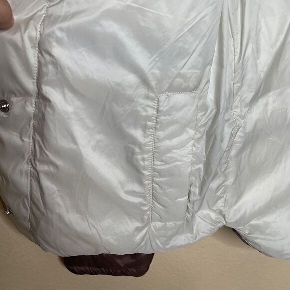 Athleta Pulse Reversible Down Puffer Jacket 800 Fill Mineral/Cream Woman's XS - Picture 10 of 11